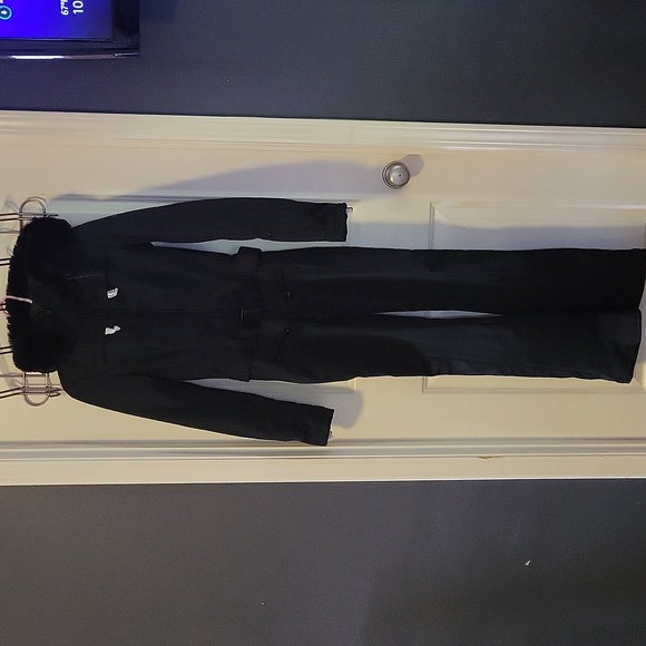 Goldbergh Parry Belted Hooded Faux Fur Trimmed Ski Suit In Black 4 NWT - Picture 13 of 16
